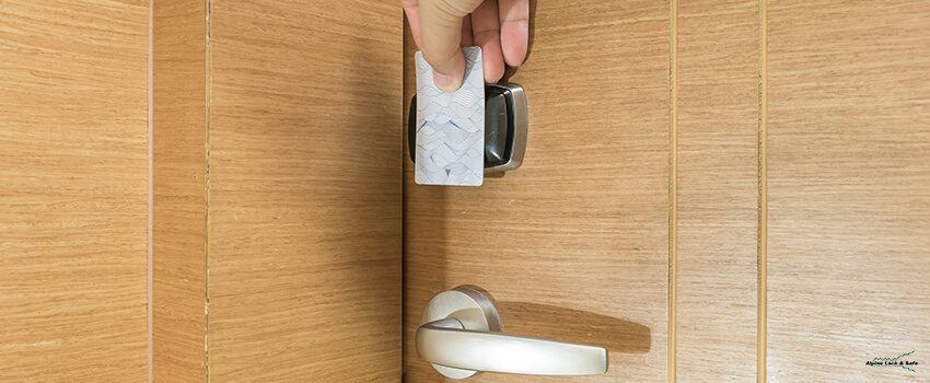 ALS-Opening a hotel door with keyless entry card